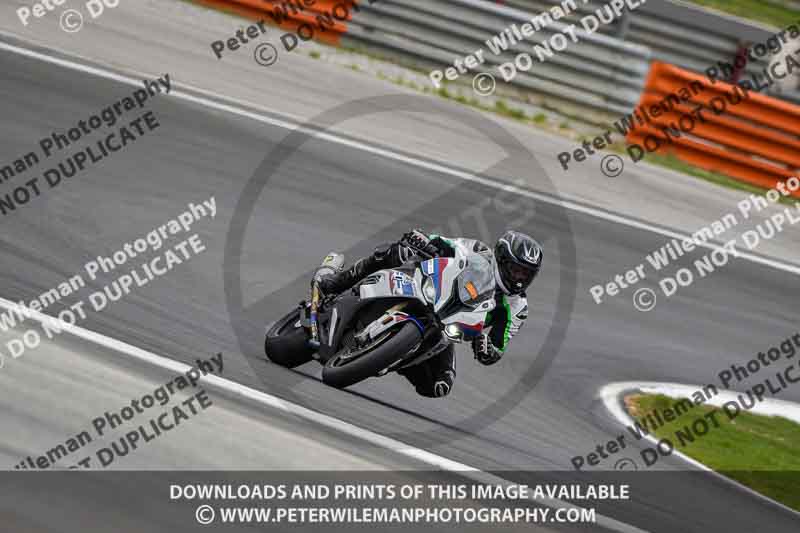 cadwell no limits trackday;cadwell park;cadwell park photographs;cadwell trackday photographs;enduro digital images;event digital images;eventdigitalimages;navarra;no limits trackdays;peter wileman photography;racing digital images;trackday digital images;trackday photos